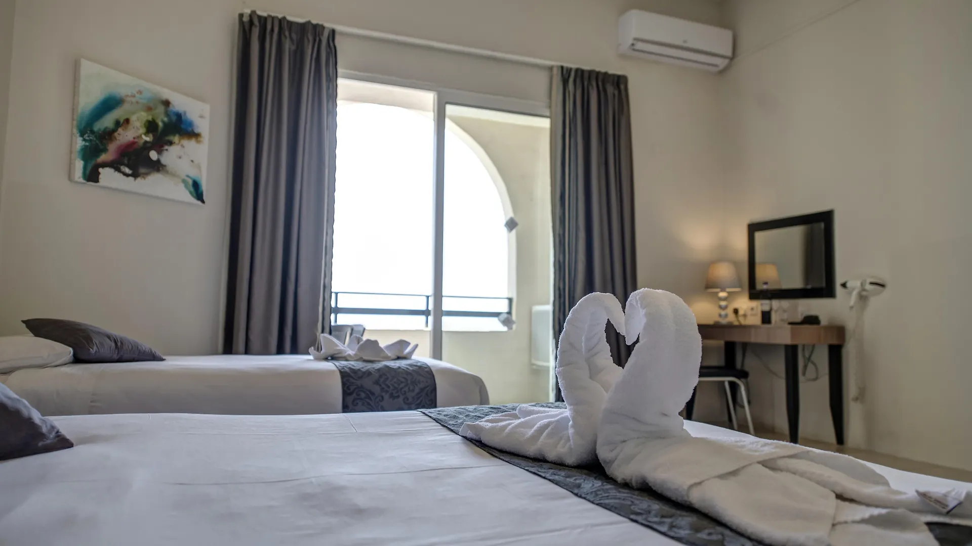 Europa Hotel Sliema 2*,