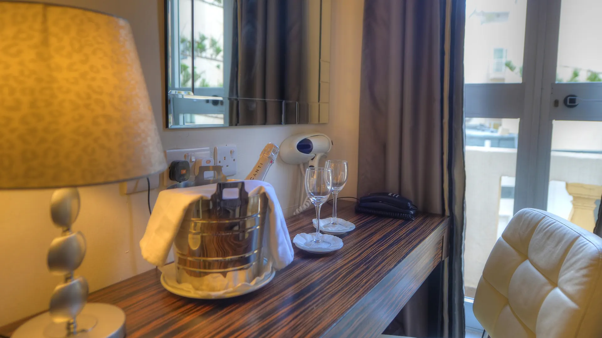 Europa Hotel Sliema 2*,  Malta